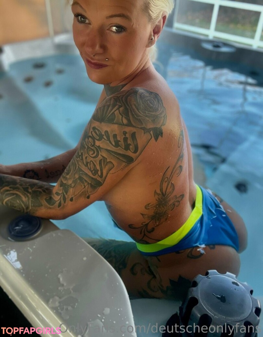 Naakte gelekte OnlyFans-foto van Deutscheonlyfans #344 Naakte gelekte OnlyFans-foto van Deutscheonlyfans #344