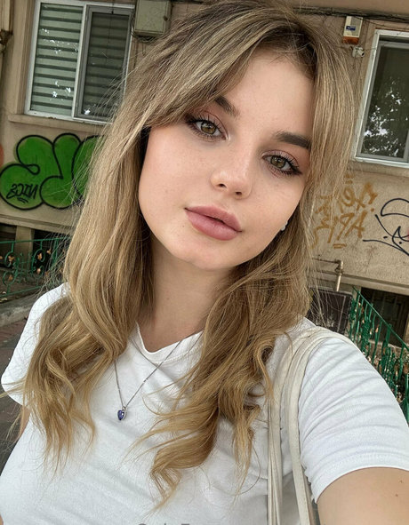 Naakte gelekte OnlyFans-foto van Renatamoon