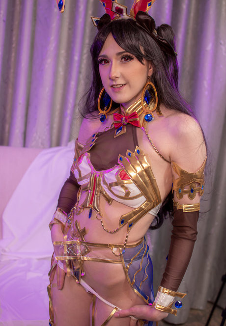 Naakte gelekte OnlyFans-foto van Mangoloo Cosplay