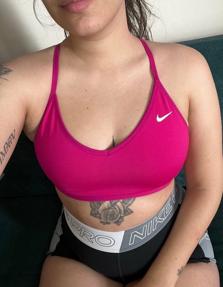 Naakte gelekte OnlyFans-foto van Bichota69sexting