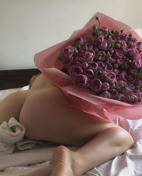 Naakte gelekte OnlyFans-foto van Valeriyaxxx