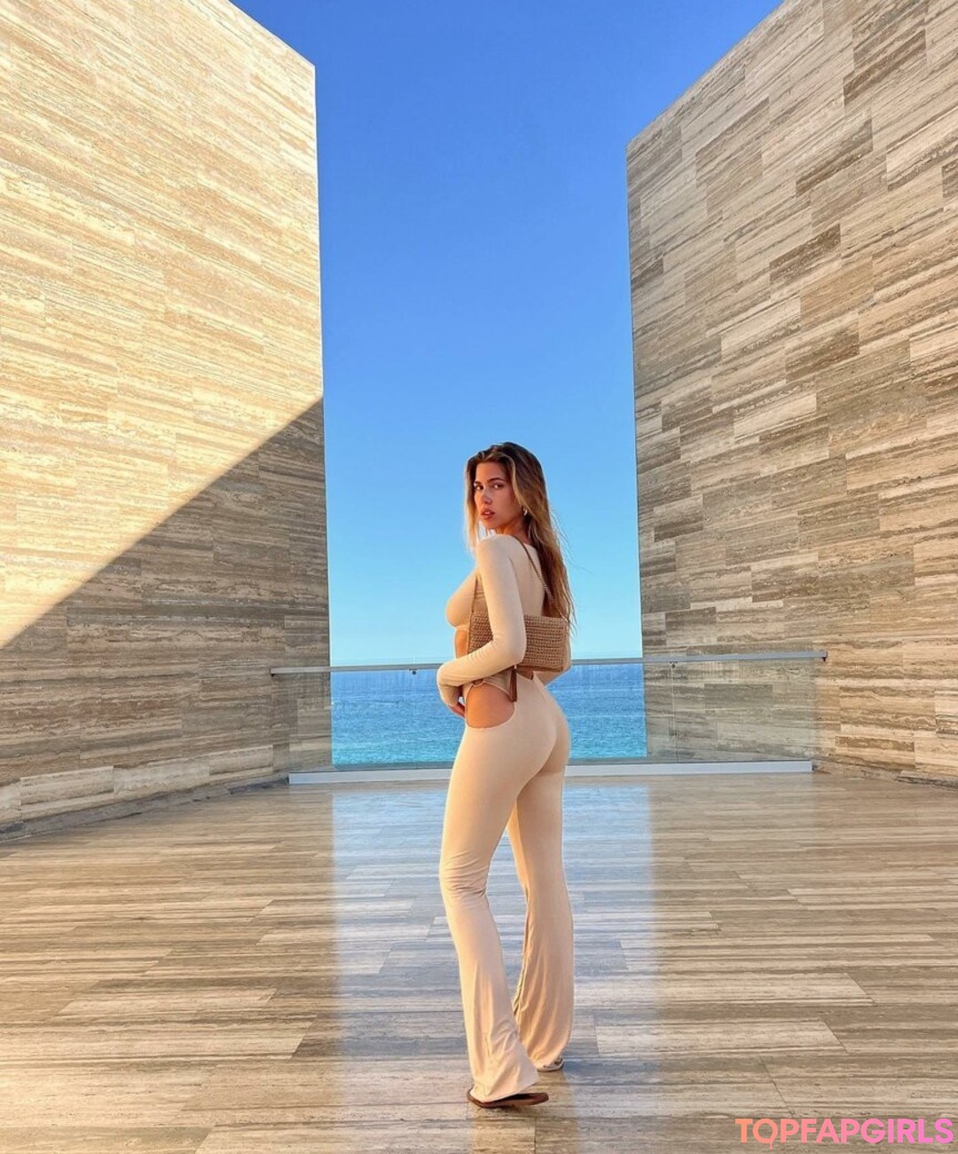 Naakte gelekte OnlyFans-foto van Kara Del Toro #1347