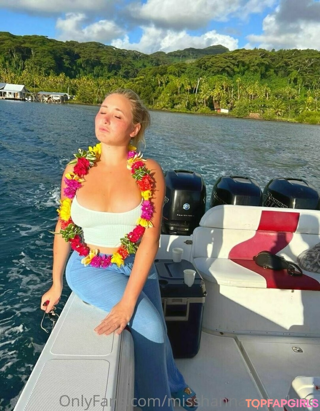 Naakte gelekte OnlyFans-foto van Misshannahnicoleee #1412