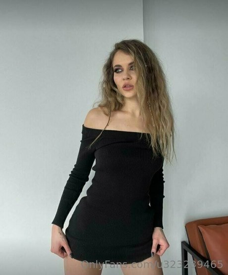 Naakte gelekte OnlyFans-foto van Yourlustfullover