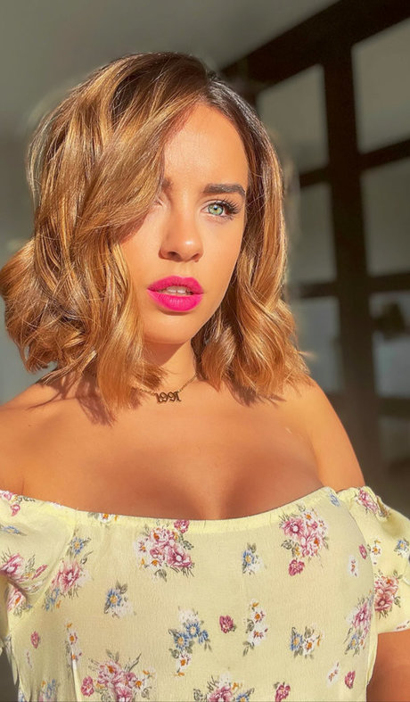 Naakte gelekte OnlyFans-foto van Georgia May Foote