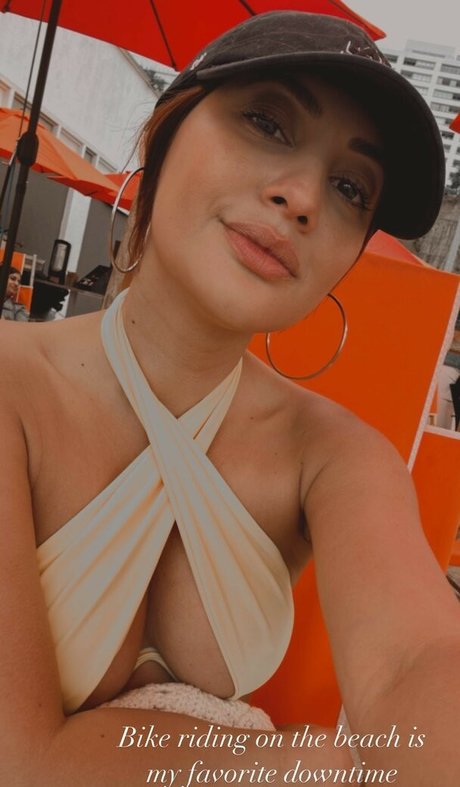 Francia Raisa