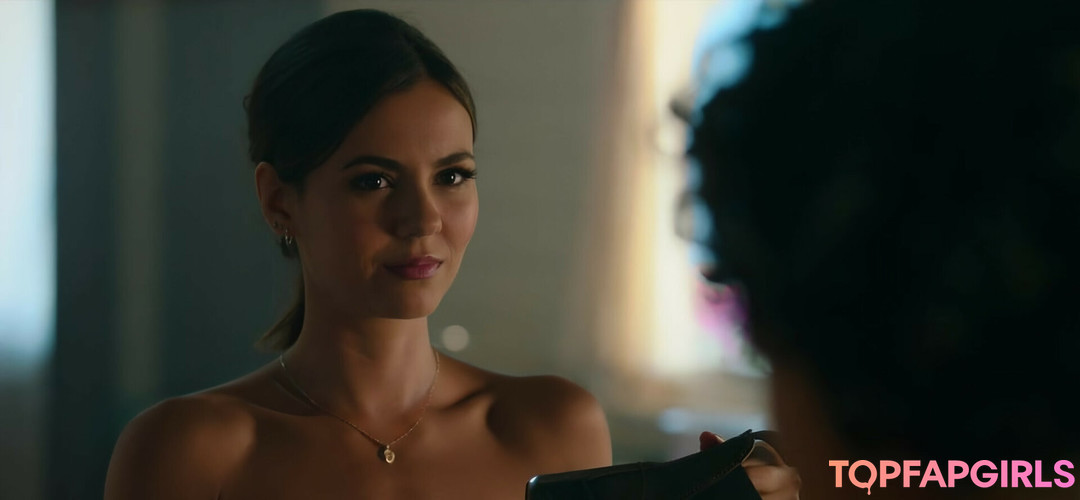 Naakte gelekte OnlyFans-foto van Victoria Justice #1274