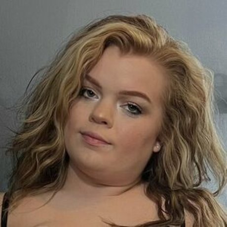Naakte gelekte OnlyFans-foto van Sassy Holly