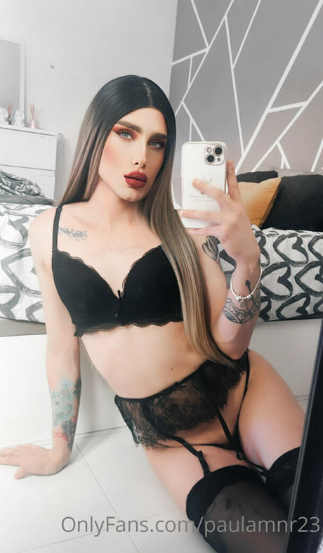 Naakte gelekte OnlyFans-foto van Paulamnr23