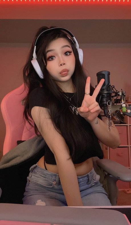 Naakte gelekte OnlyFans-foto van Wasabiicat