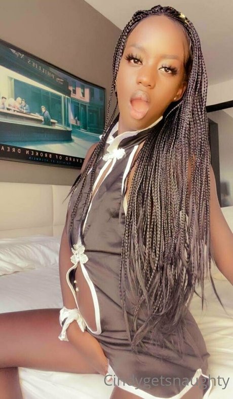 Naakte gelekte OnlyFans-foto van Cindygetsnaughty
