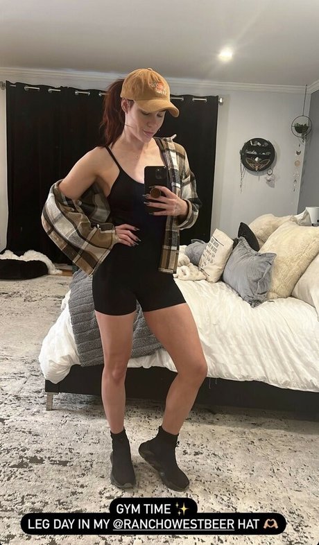 Courtney Hope