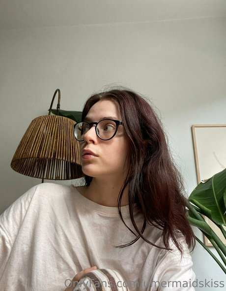 Naakte gelekte OnlyFans-foto van Umermaidskiss