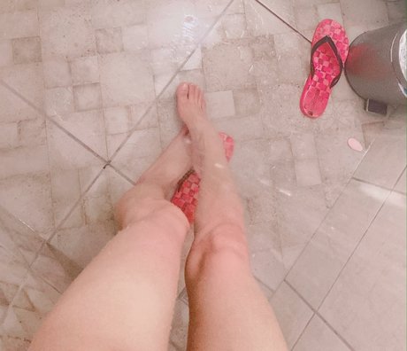 Naakte gelekte OnlyFans-foto van Priifeet