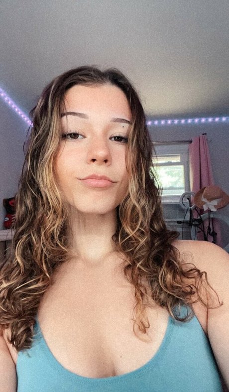 Naakte gelekte OnlyFans-foto van Nikki Woods