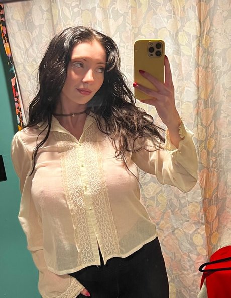 Naakte gelekte OnlyFans-foto van Onlyzaboomafoo