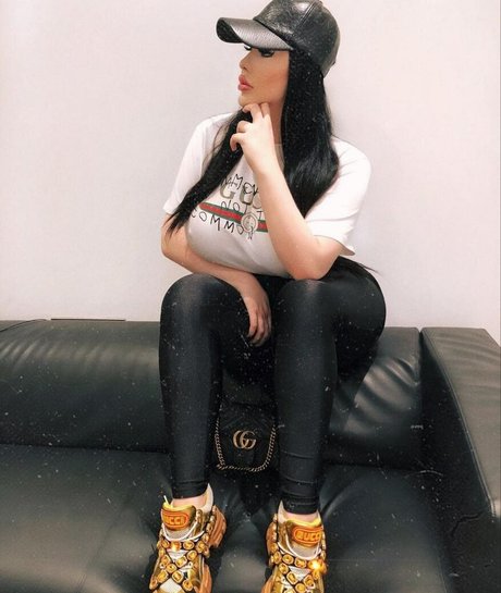 Naakte gelekte OnlyFans-foto van Sxmonne