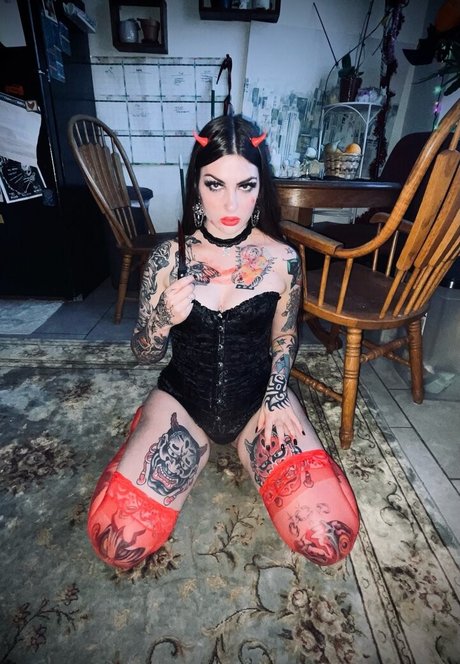 Naakte gelekte OnlyFans-foto van Eggbaaby