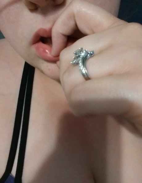 Naakte gelekte OnlyFans-foto van Dannielllove