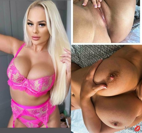 Naakte gelekte OnlyFans-foto van Miamartin1