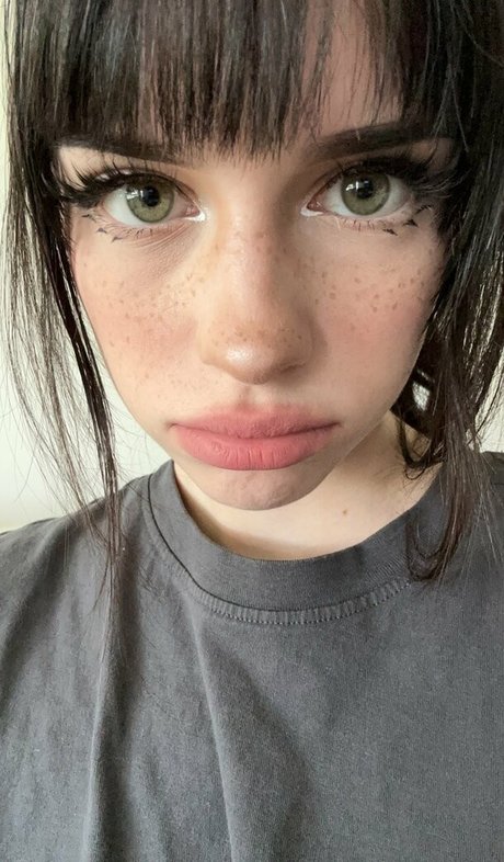 Naakte gelekte OnlyFans-foto van Sooogs