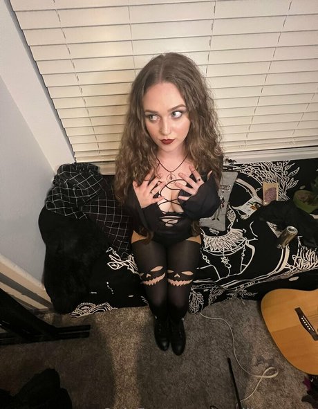 Naakte gelekte OnlyFans-foto van Vanillasecrett