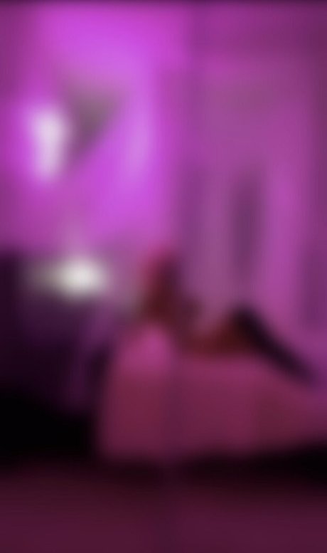 Naakte gelekte OnlyFans-foto van Alexjanai
