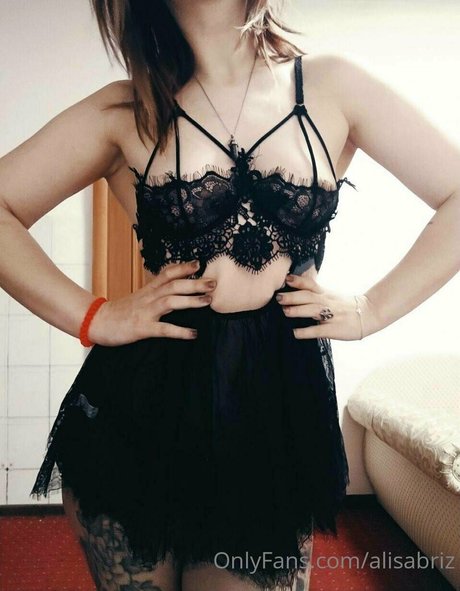 Naakte gelekte OnlyFans-foto van Alisabriz