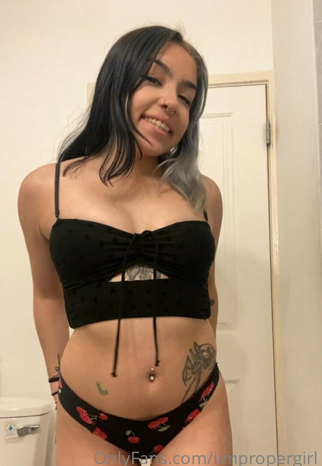 Naakte gelekte OnlyFans-foto van Iimpropergirl