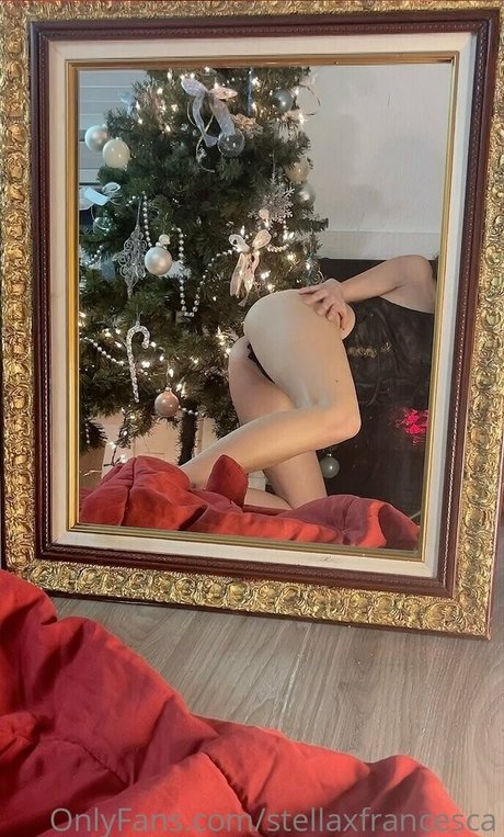 Naakte gelekte OnlyFans-foto van Stellaxfrancesca