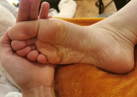 Naakte gelekte OnlyFans-foto van Frenchmoon69