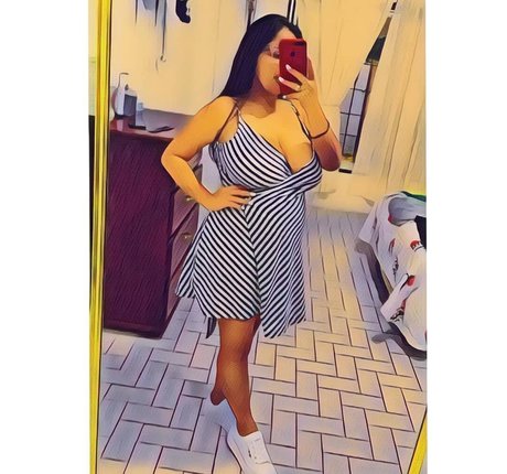 Naakte gelekte OnlyFans-foto van Karen Pinargote Torres