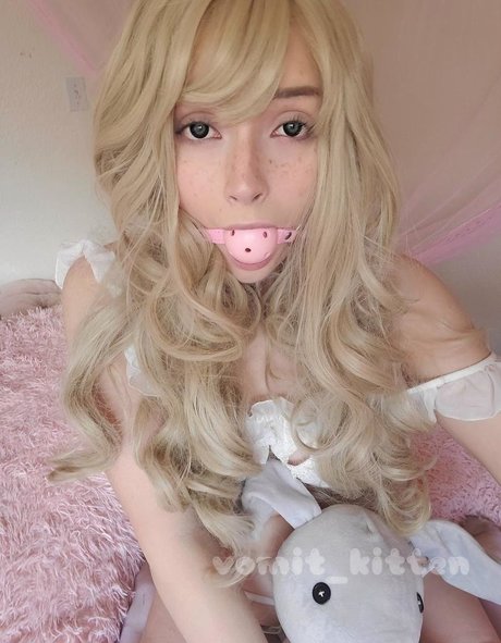 Naakte gelekte OnlyFans-foto van Xxbambibratxx