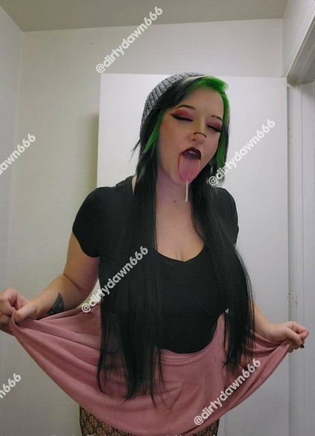 Naakte gelekte OnlyFans-foto van Dirtydawn666free