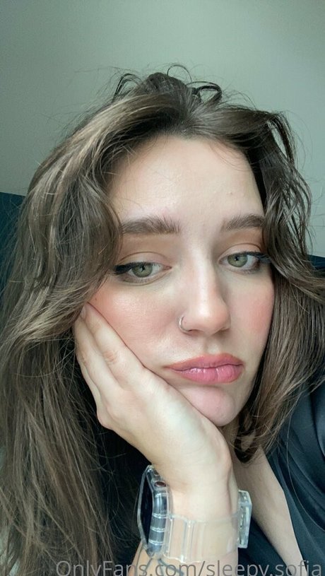 Naakte gelekte OnlyFans-foto van Sleepysofia