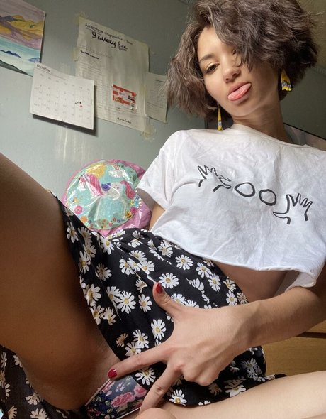 Naakte gelekte OnlyFans-foto van Adorabledina
