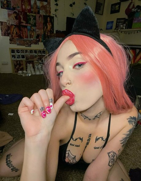 Naakte gelekte OnlyFans-foto van Yungcakee