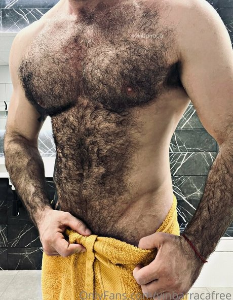 Naakte gelekte OnlyFans-foto van Vinbarracafree