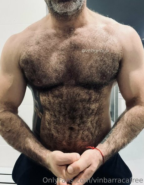 Naakte gelekte OnlyFans-foto van Vinbarracafree