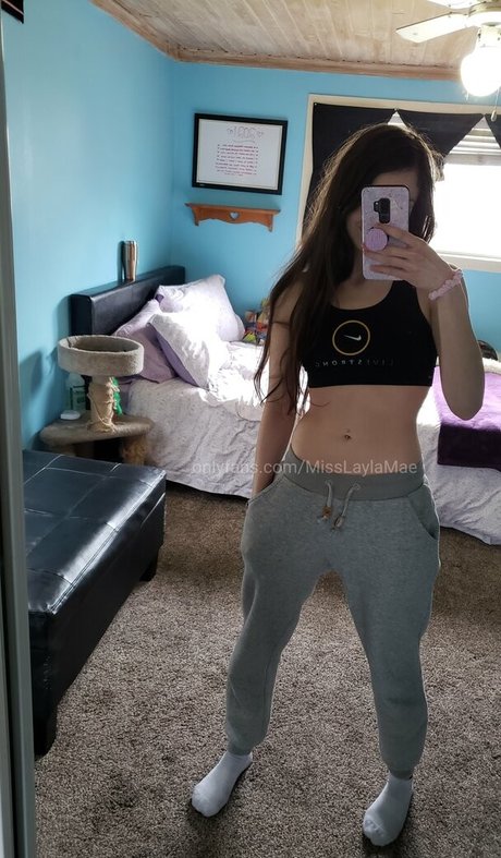 Naakte gelekte OnlyFans-foto van Misslaylamae