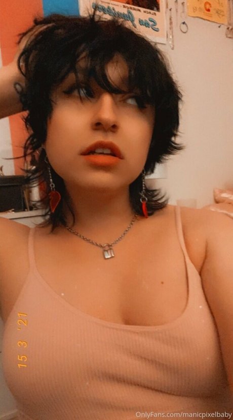 Naakte gelekte OnlyFans-foto van Roxannerom