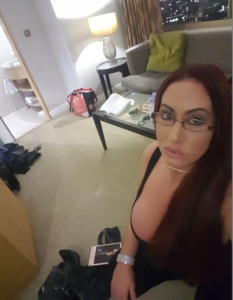 Naakte gelekte OnlyFans-foto van Sexyemmabutt