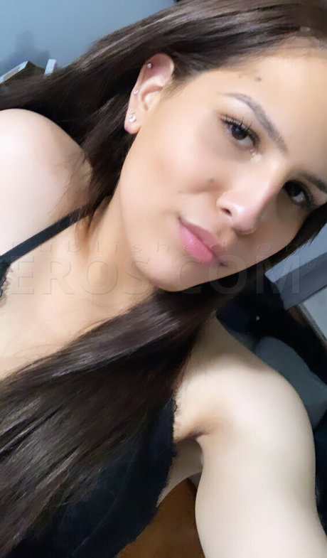 Naakte gelekte OnlyFans-foto van Tsgisele