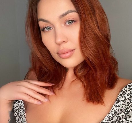 Naakte gelekte OnlyFans-foto van Marina Burnashova