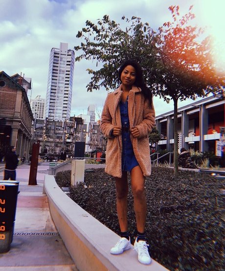 Naakte gelekte OnlyFans-foto van Camille Hyde