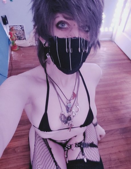 Naakte gelekte OnlyFans-foto van Bardiebxby