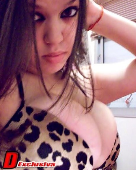 Naakte gelekte OnlyFans-foto van Sabrina Miqueletti