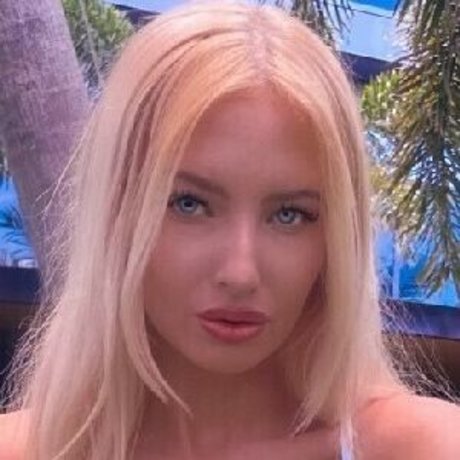 Naakte gelekte OnlyFans-foto van Taylor Drew