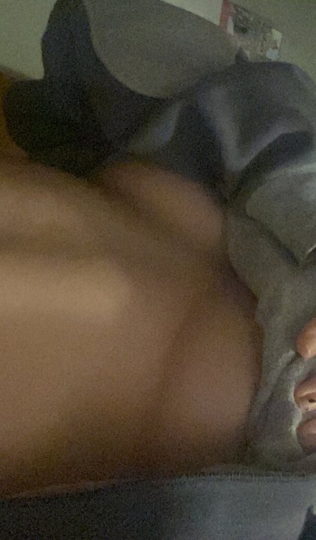 Naakte gelekte OnlyFans-foto van Noodle Noodlesriu