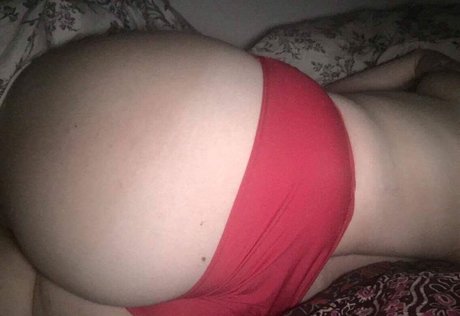 Naakte gelekte OnlyFans-foto van Rose Blush